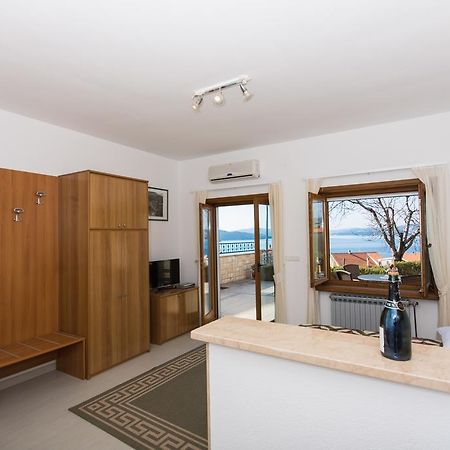 Apartments Bisera Trogir Ngoại thất bức ảnh