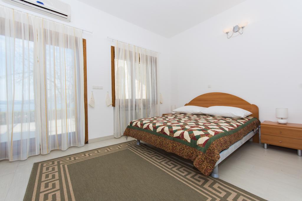 Apartments Bisera Trogir Ngoại thất bức ảnh